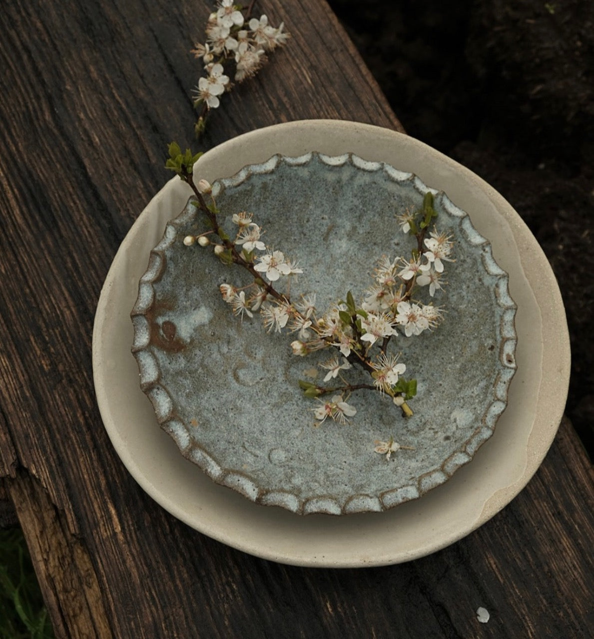 Stoneware Plates - Beige - set of 4